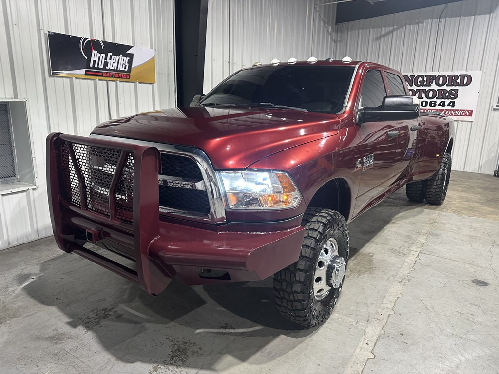 2018 RAM 3500 Image 2