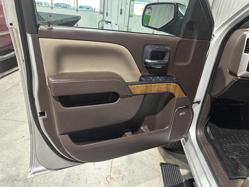 2015 GMC Sierra Image 13