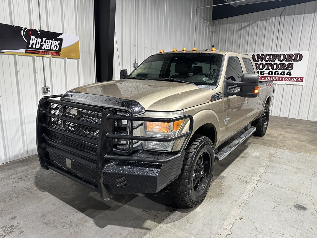 2011 Ford F-250 Image 2