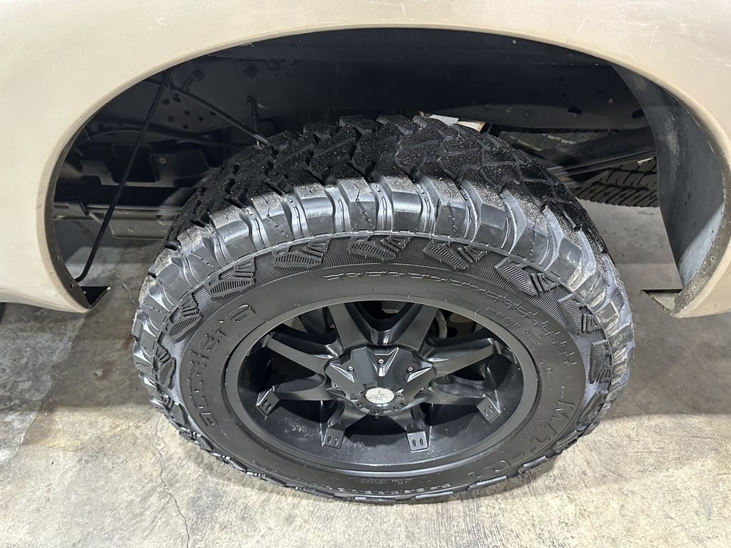 2011 Ford F-250 Image 4