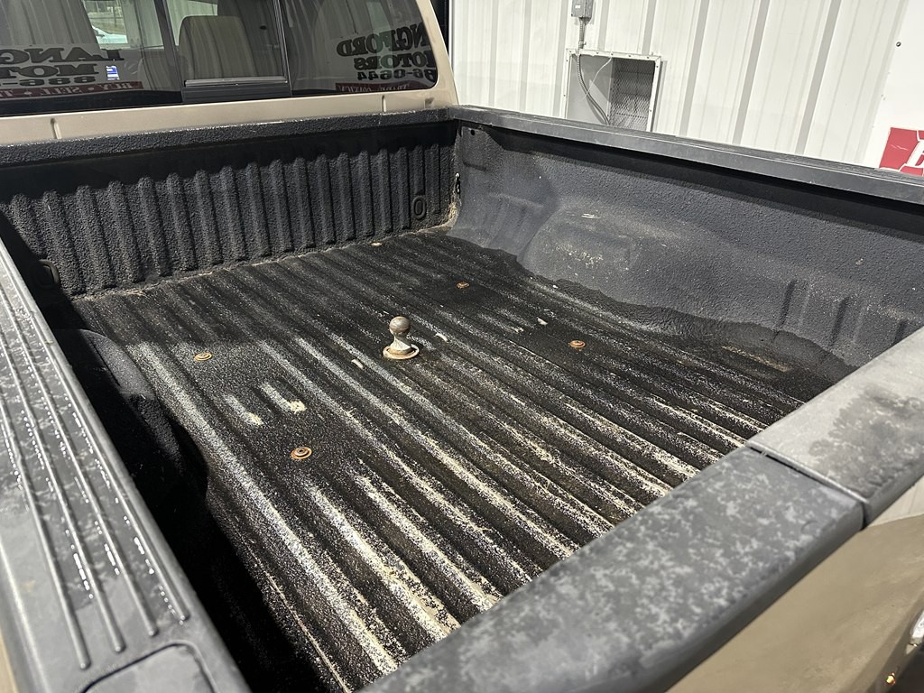 2011 Ford F-250 Image 6