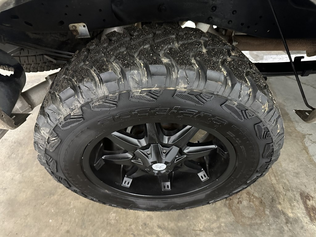 2011 Ford F-250 Image 7