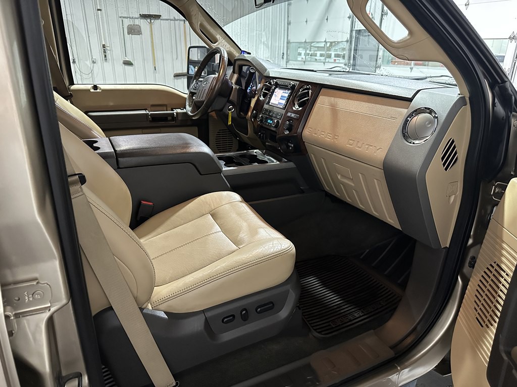 2011 Ford F-250 Image 10