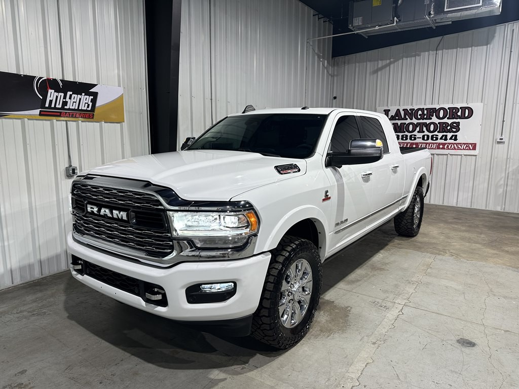 2021 RAM 2500 Image 2