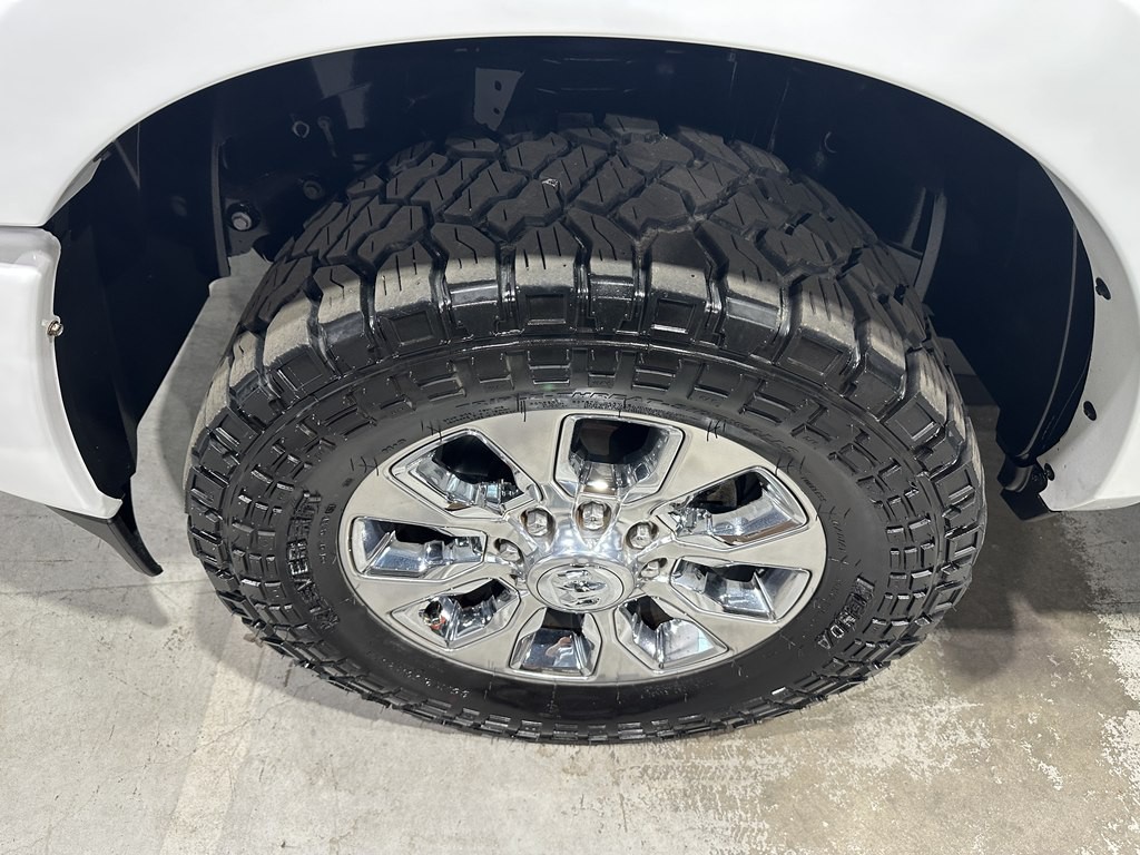 2021 RAM 2500 Image 3