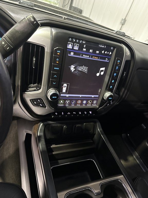 2017 GMC Sierra Image 17