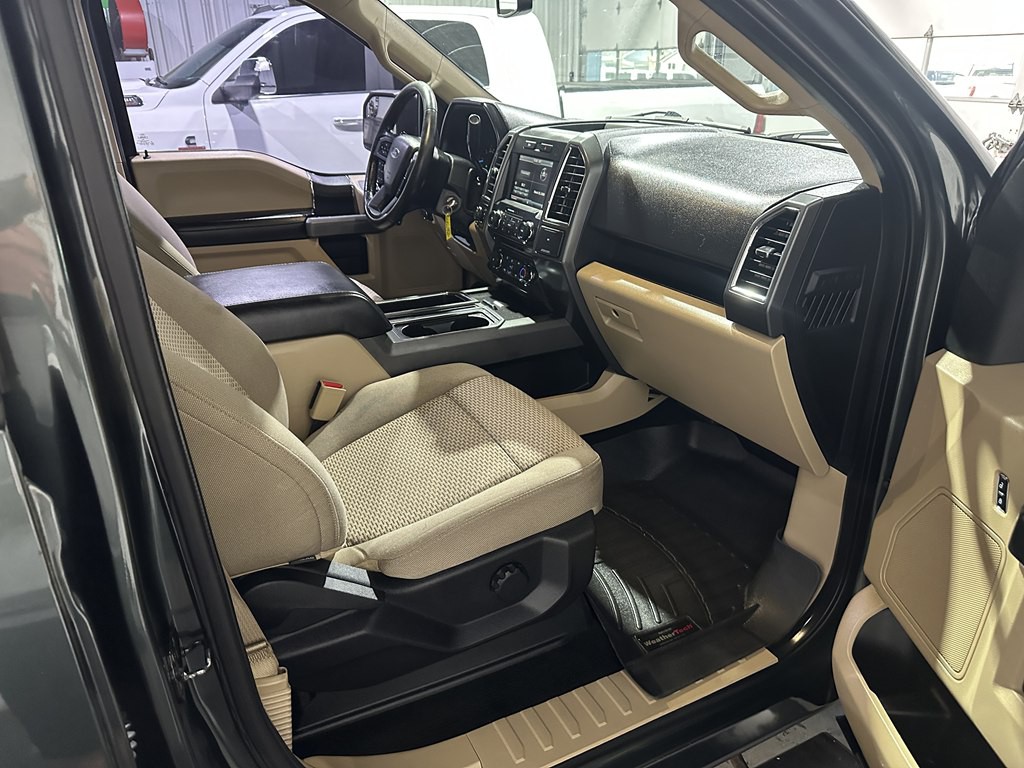 2015 Ford F-150 Image 9