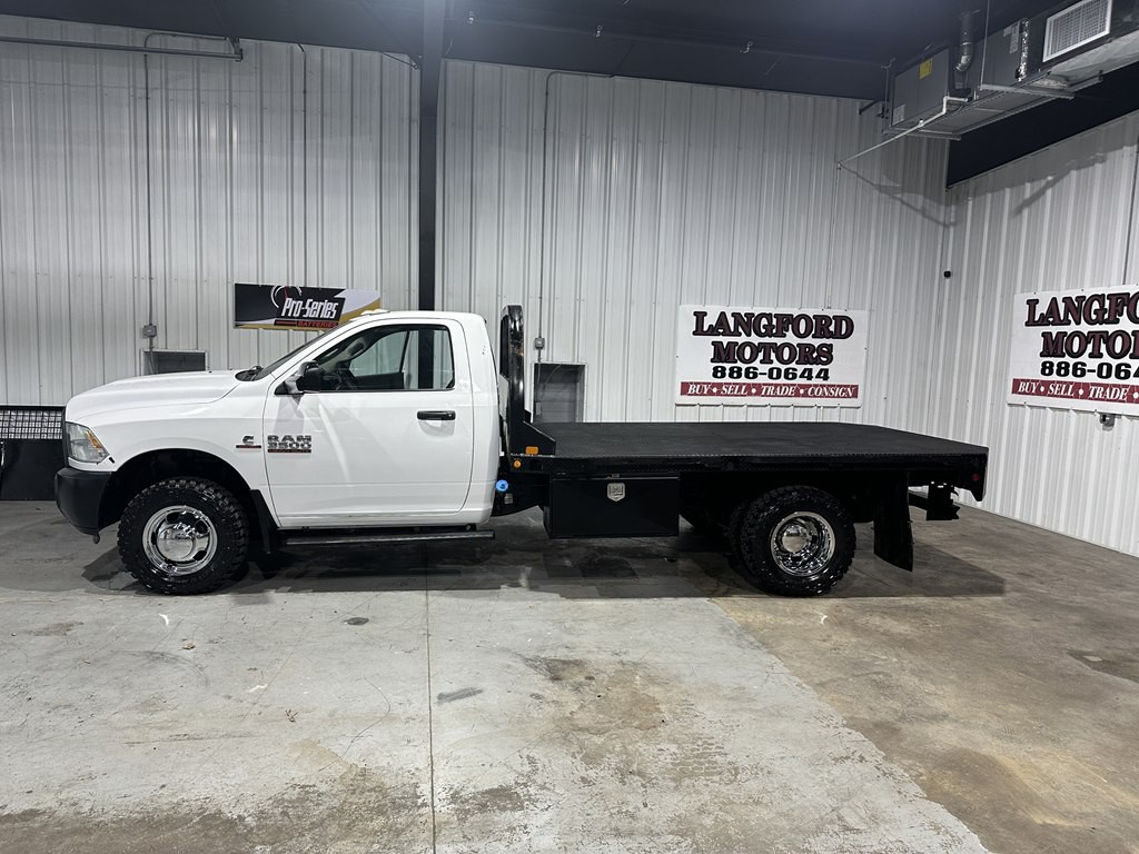 2017 RAM 3500 Image 1