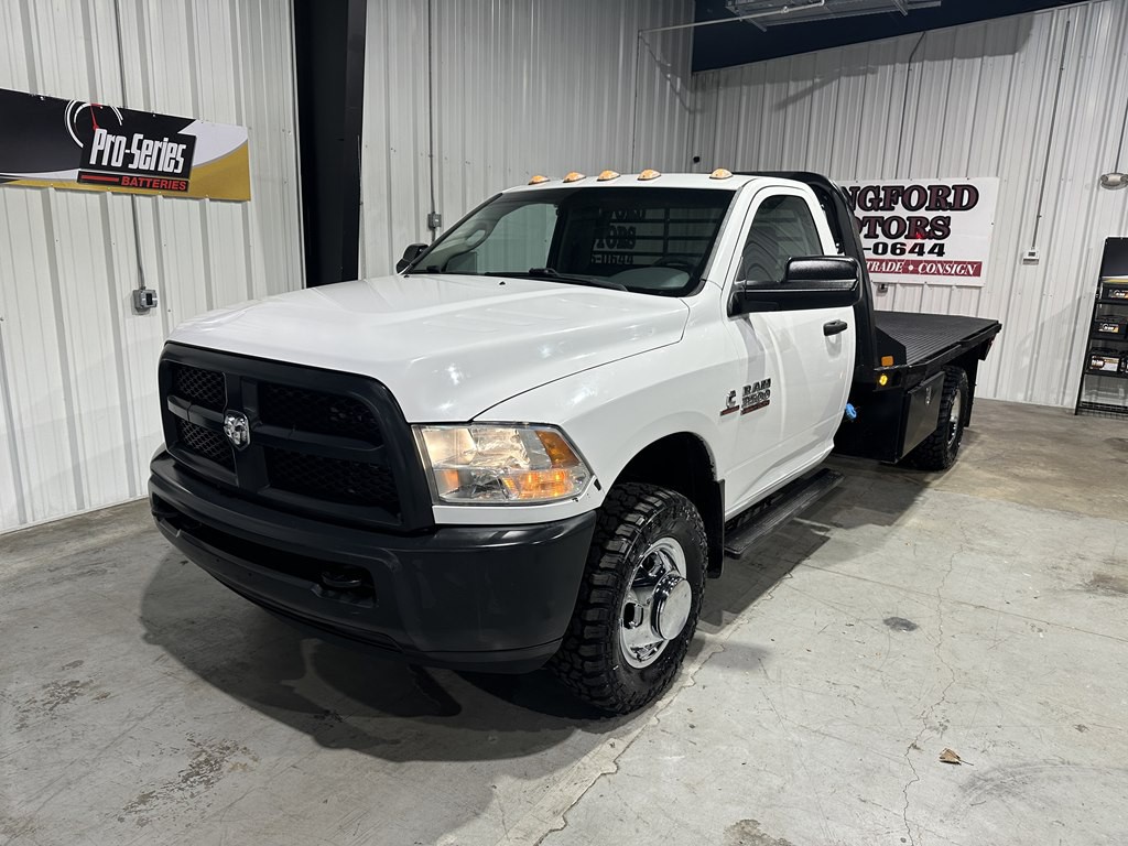 2017 RAM 3500 Image 2