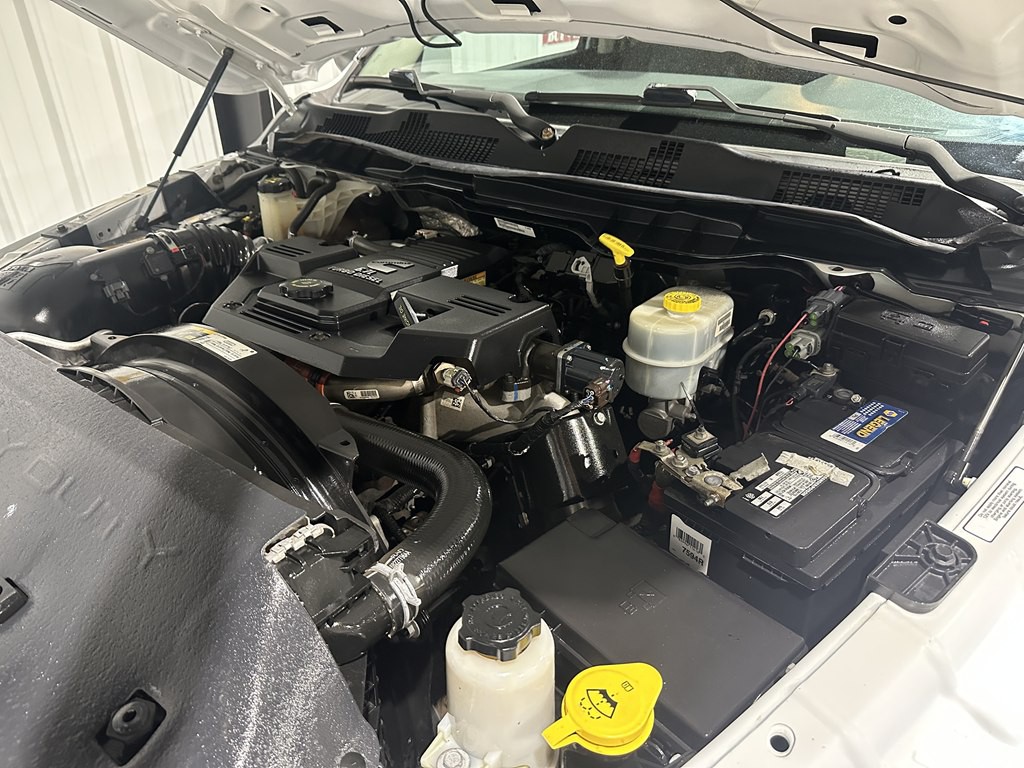 2017 RAM 3500 Image 17