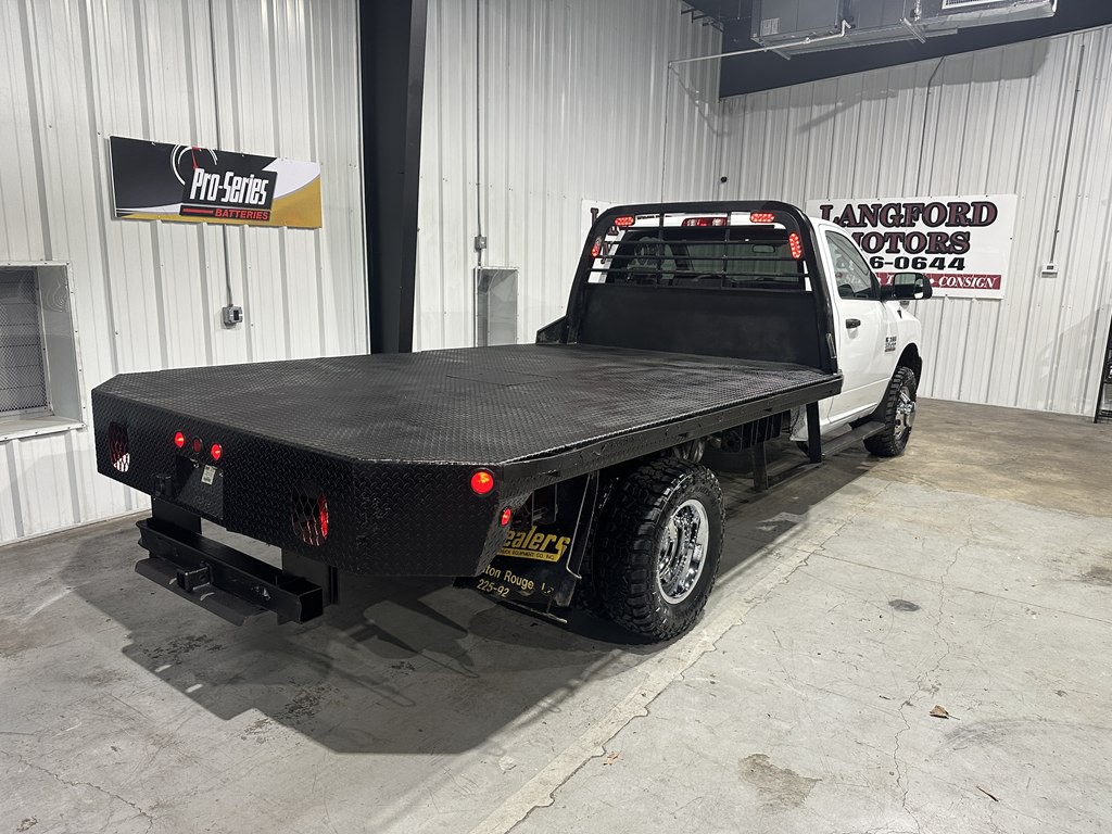 2017 RAM 3500 Image 18