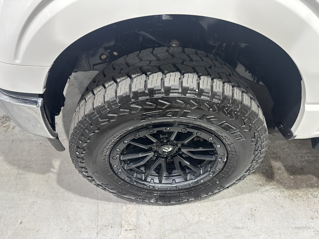 2023 Ford F-150 Image 3