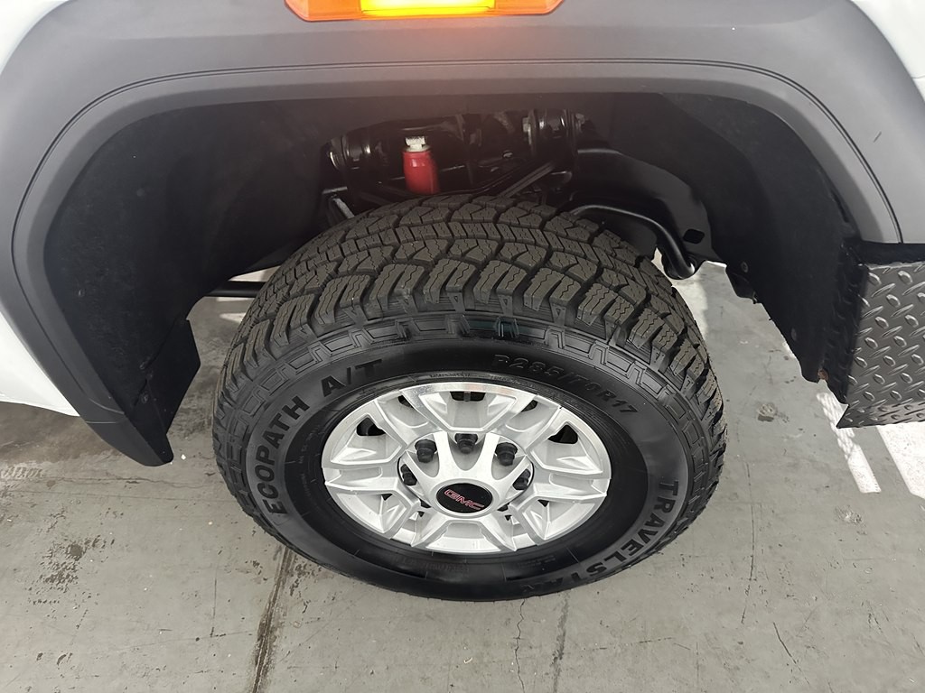 2020 GMC Sierra Image 8