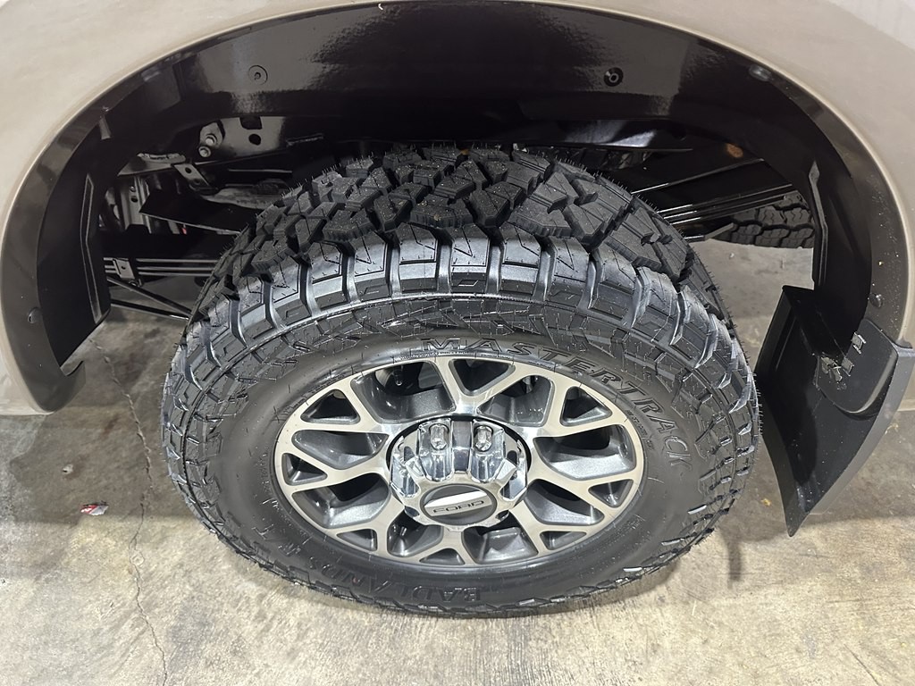 2021 Ford F-250 Image 4