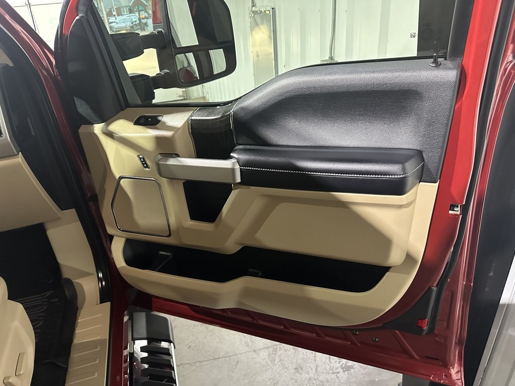 2021 Ford F-250 Image 11