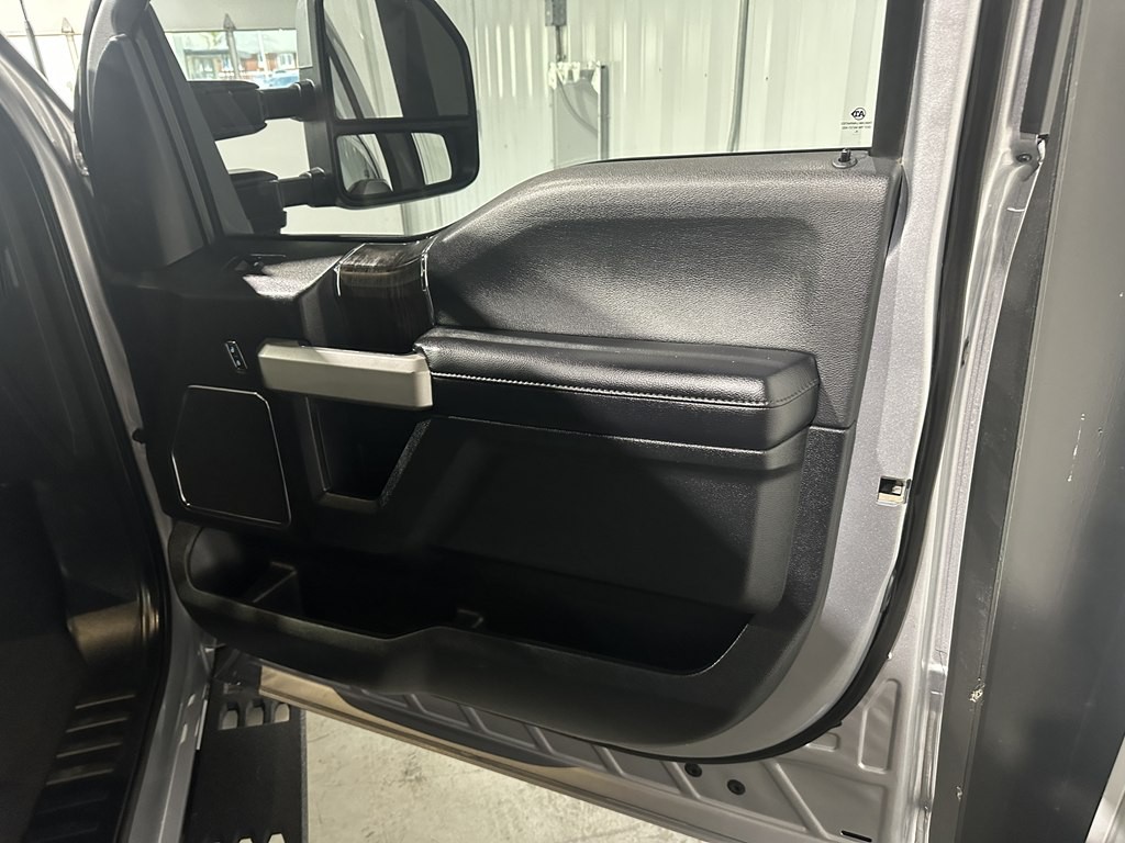2021 Ford F-250 Image 12