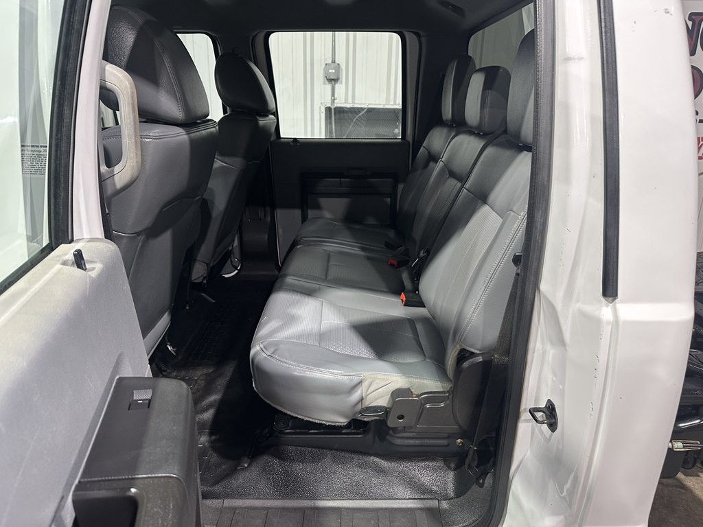 2014 Ford F-350 Image 11