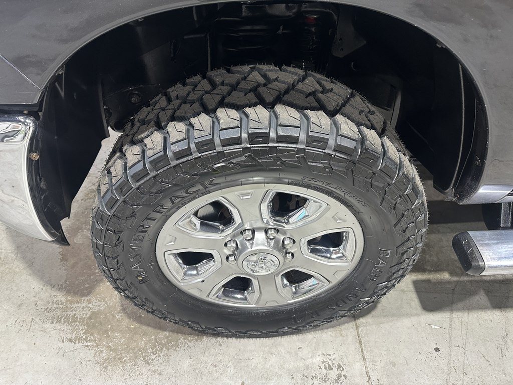 2018 RAM 2500 Image 3