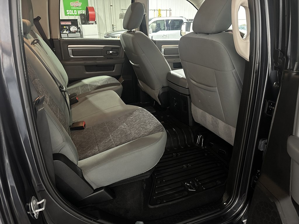 2018 RAM 2500 Image 9