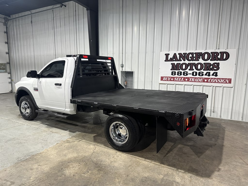 2012 Dodge Ram 3500 Image 2