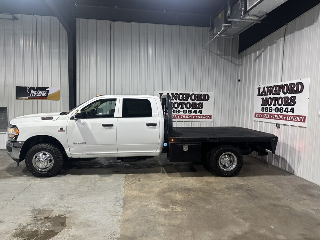 2019 RAM 3500 Image 1