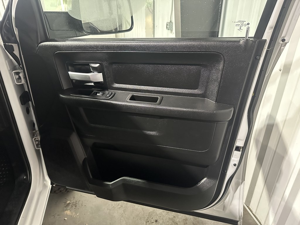 2019 RAM 3500 Image 10