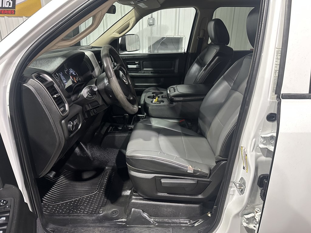 2019 RAM 3500 Image 12