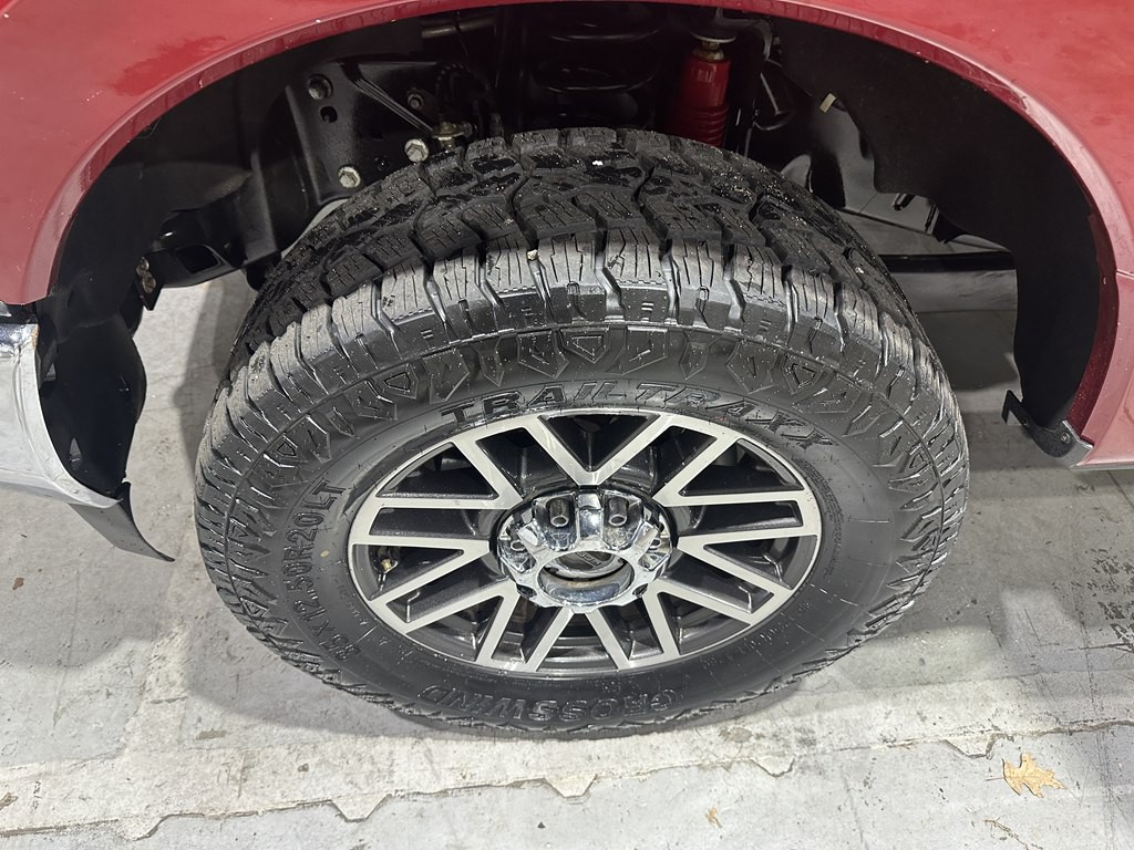 2017 Ford F-250 Image 3