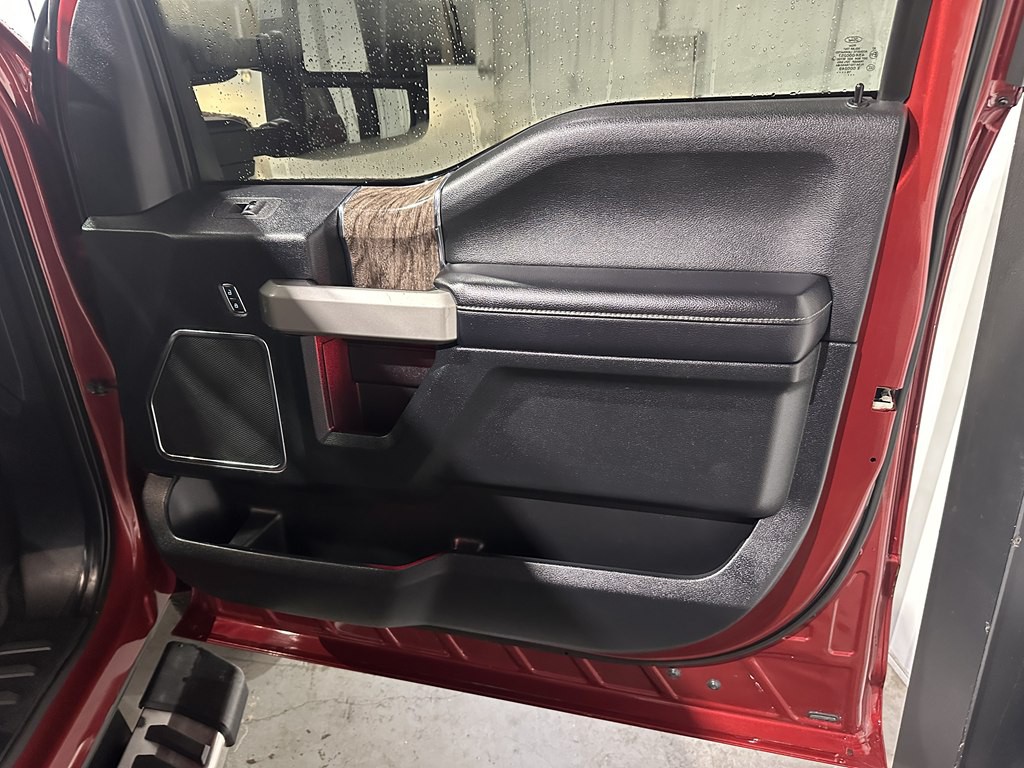 2017 Ford F-250 Image 11