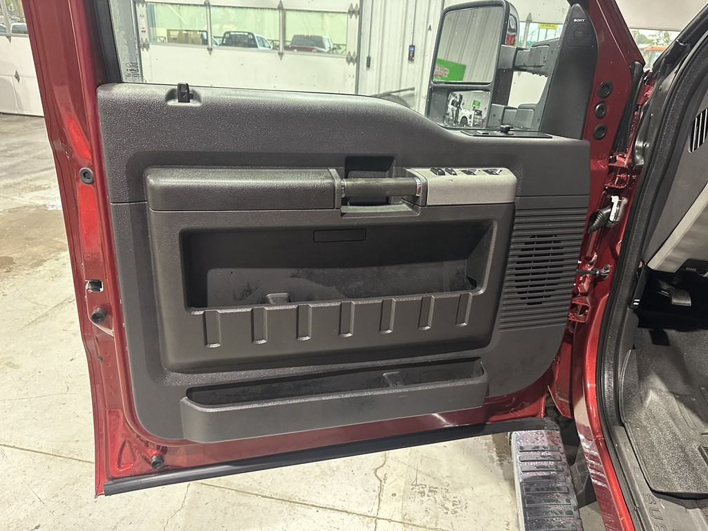 2015 Ford F-250 Image 14