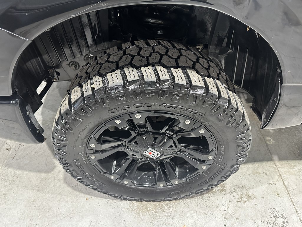 2017 Nissan Titan Image 4