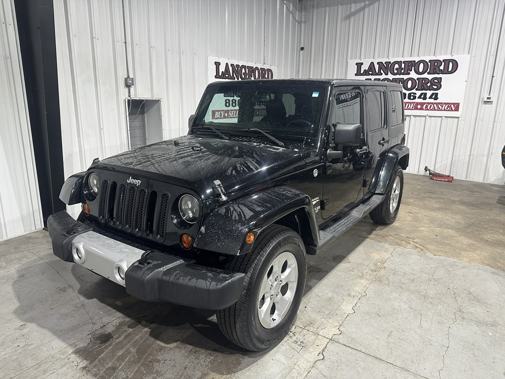 2013 Jeep Wrangler Unlimited Image 2