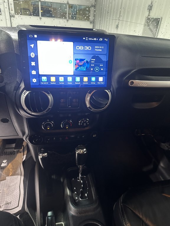 2013 Jeep Wrangler Unlimited Image 13