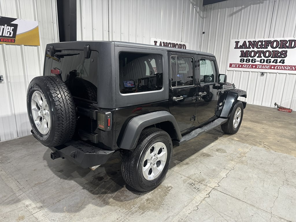 2013 Jeep Wrangler Unlimited Image 16