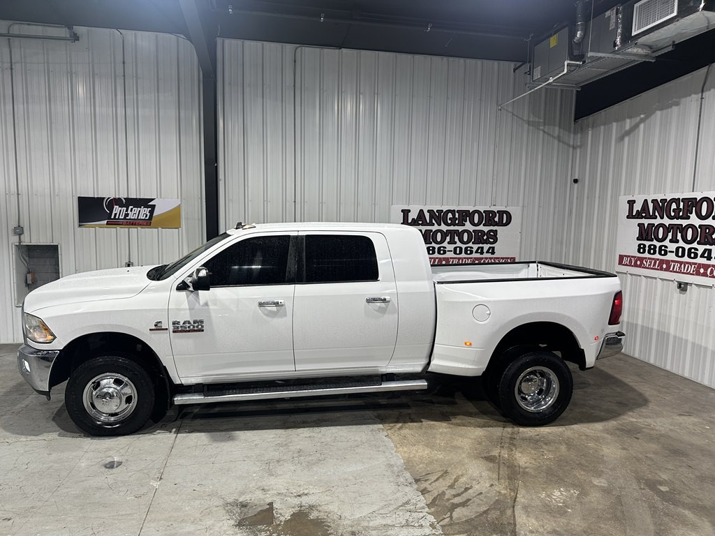 2014 RAM 3500 Image 1