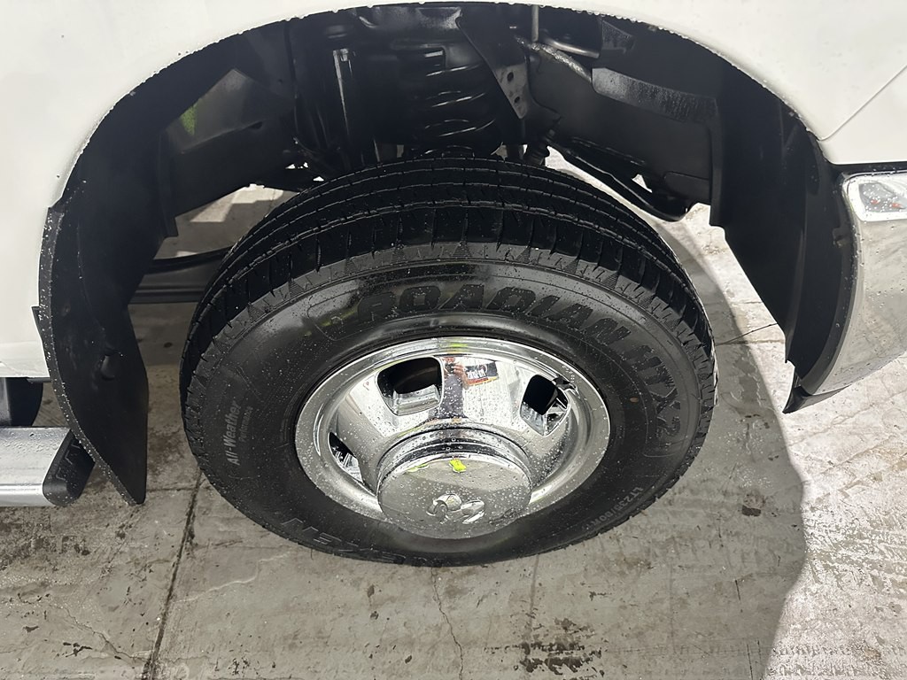 2014 RAM 3500 Image 7
