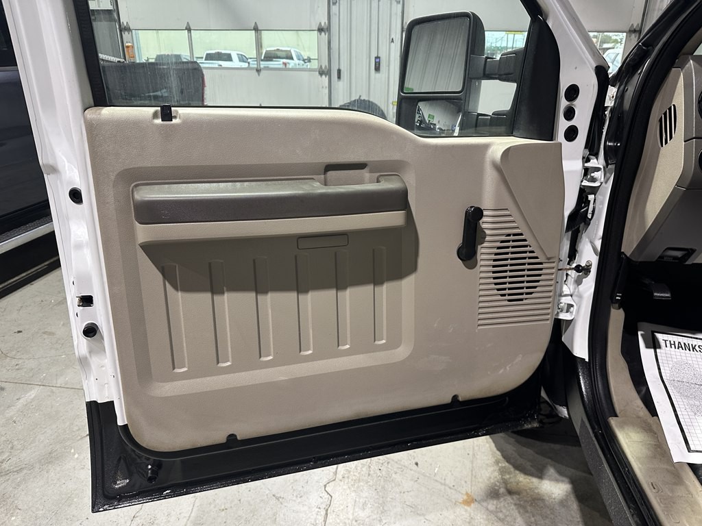 2008 Ford F-350 Image 11