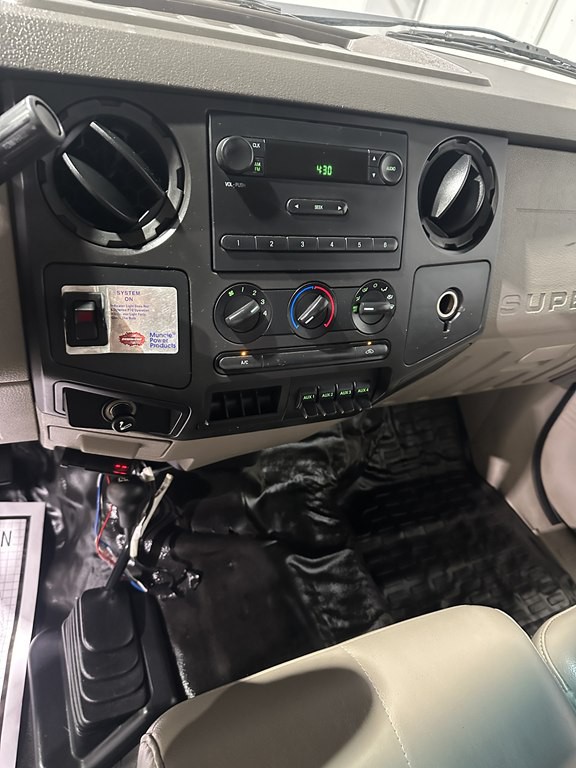 2008 Ford F-350 Image 14