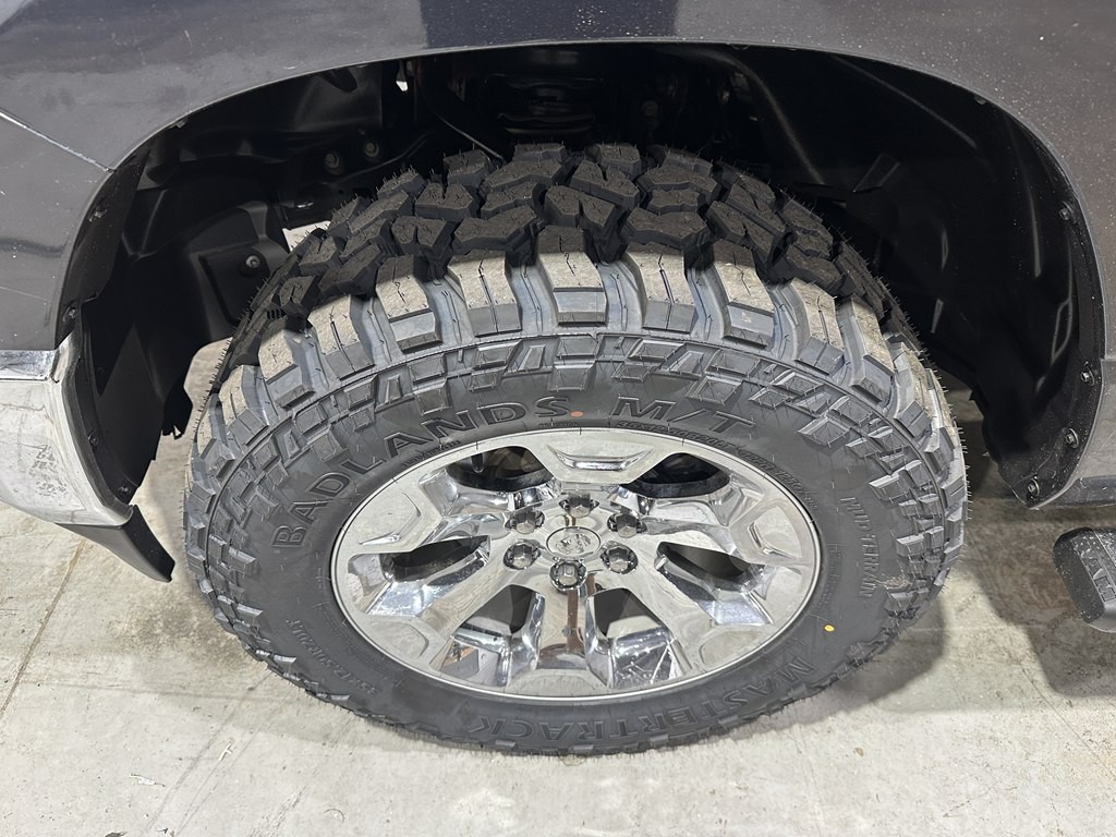 2019 RAM 1500 Image 3