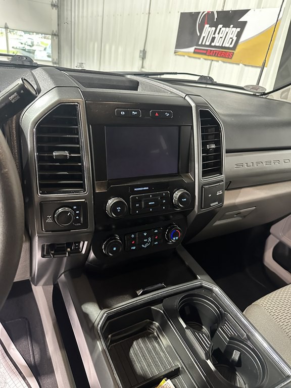 2022 Ford F-250 Image 15