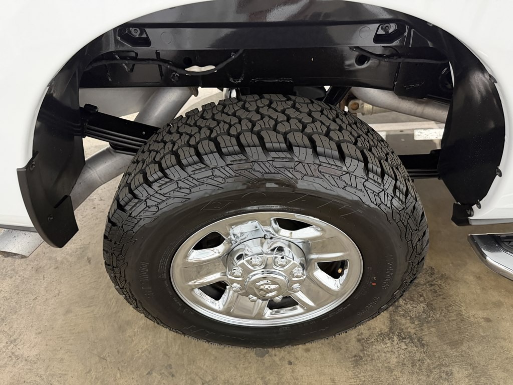 2024 RAM 3500 Image 7