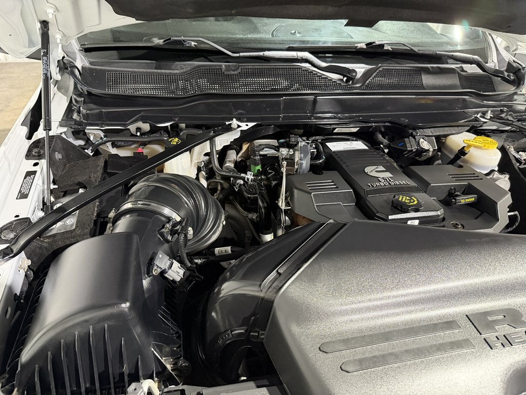 2024 RAM 3500 Image 18
