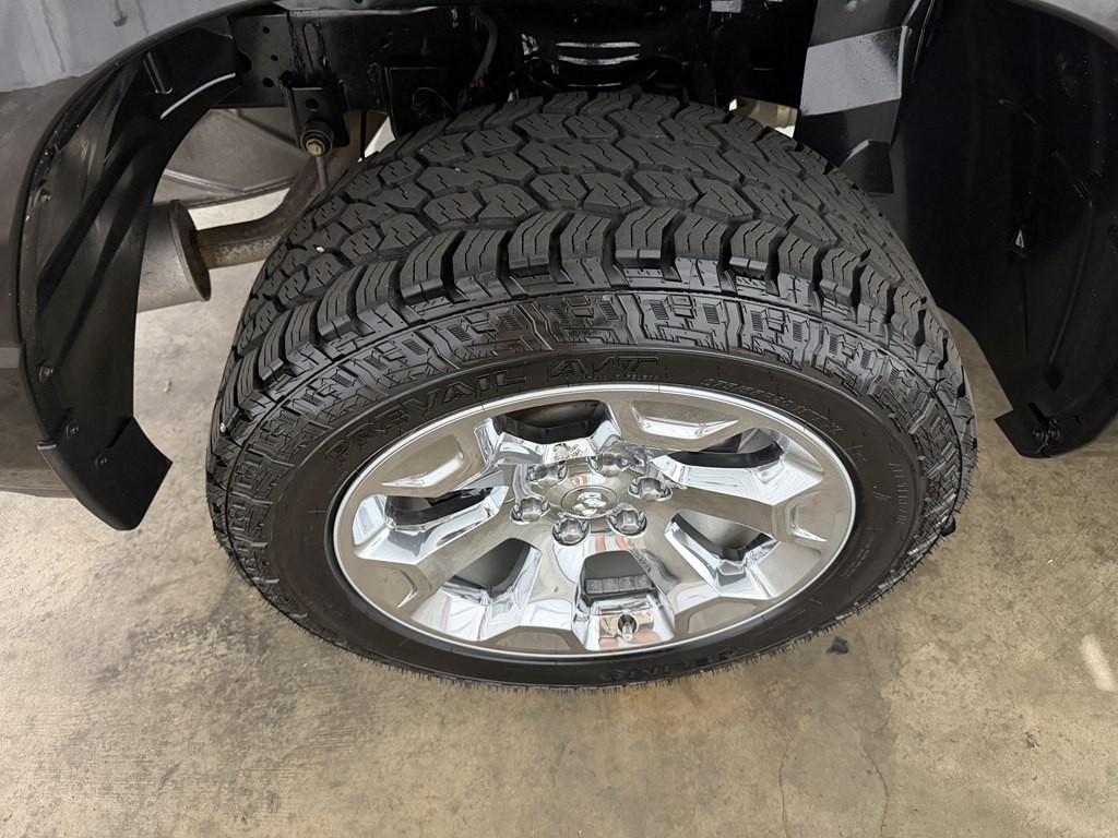2022 RAM 1500 Image 6