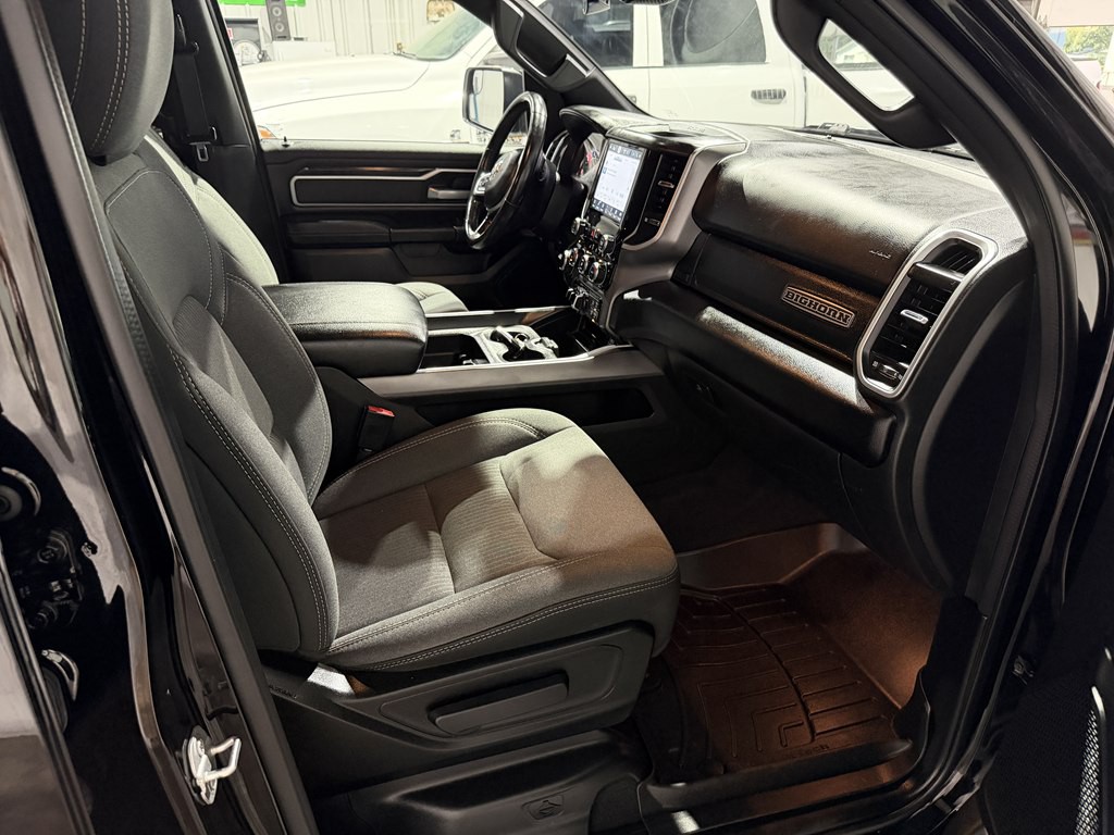 2022 RAM 1500 Image 9
