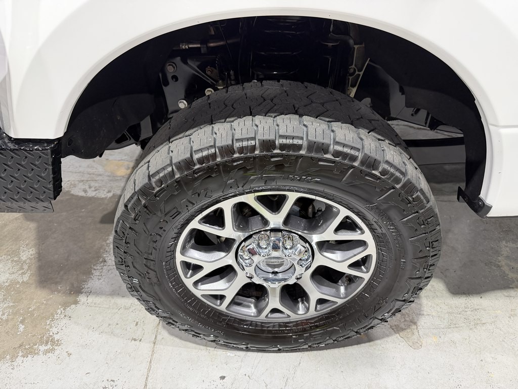 2022 Ford F-250 Image 3