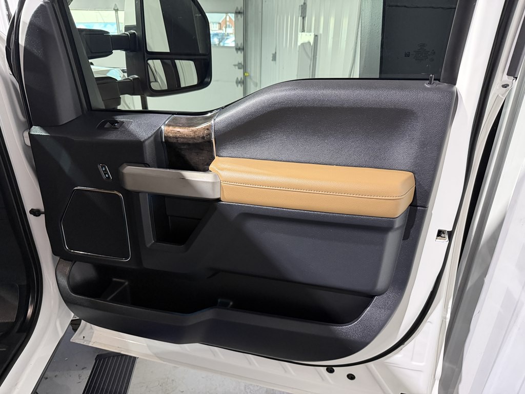 2022 Ford F-250 Image 11