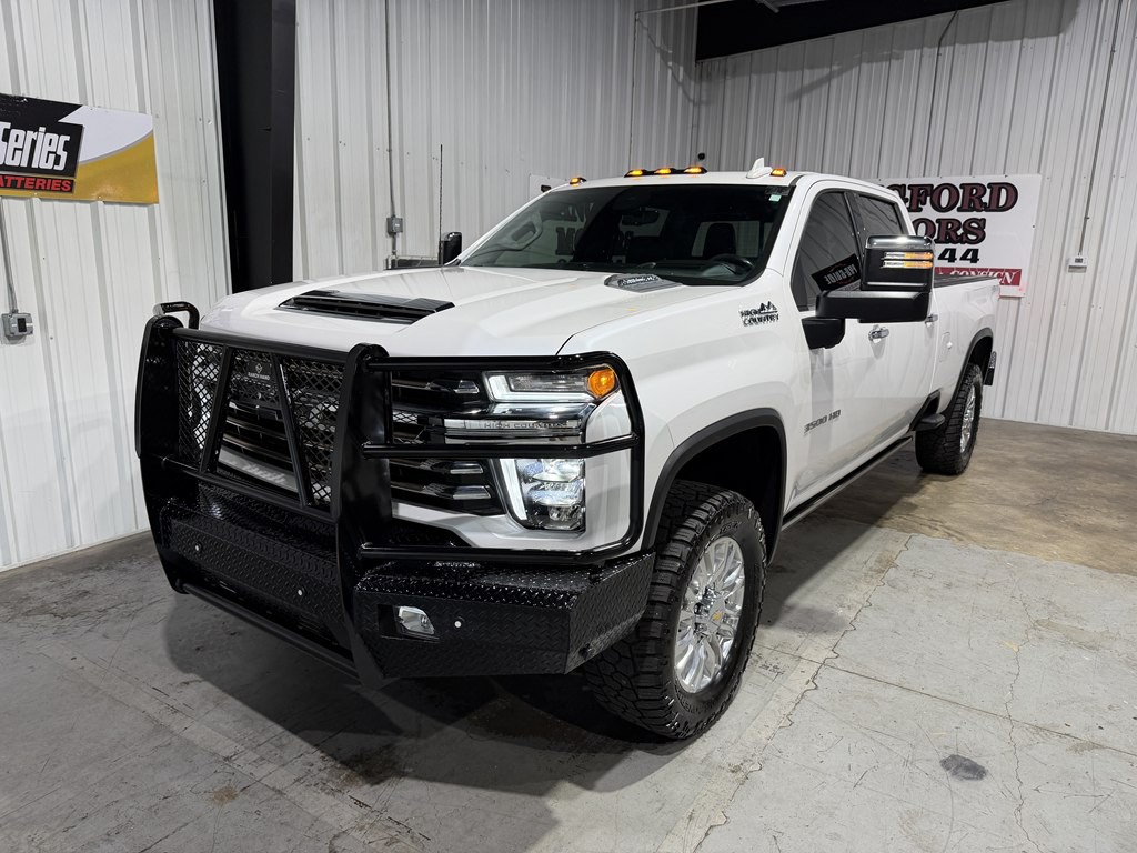 2023 Chevrolet Silverado 1500 Image 2