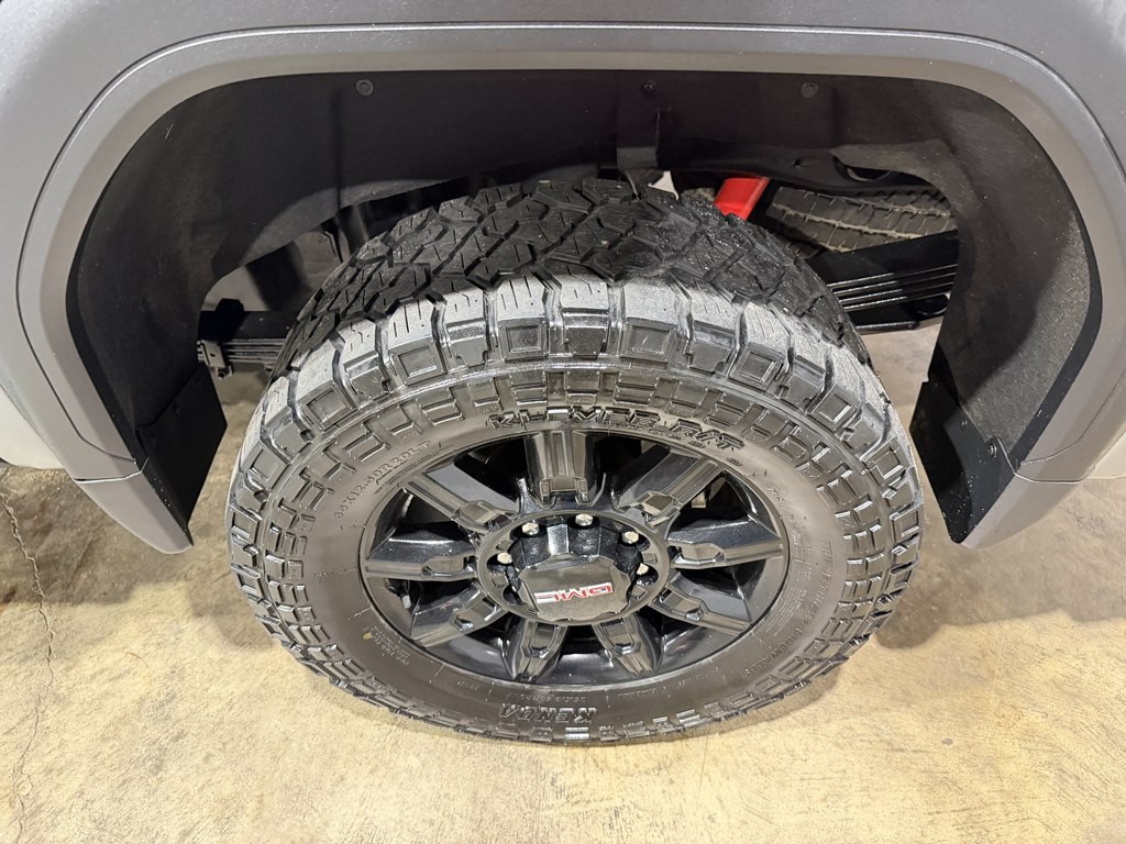2024 GMC Sierra Image 4