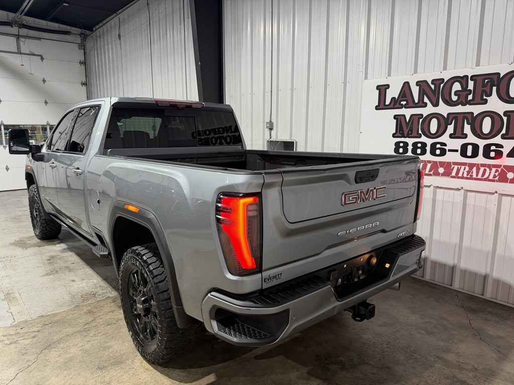 2024 GMC Sierra Image 5