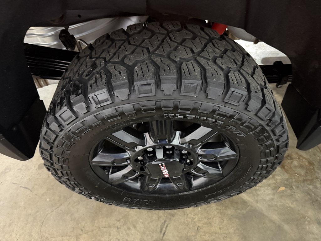 2024 GMC Sierra Image 7